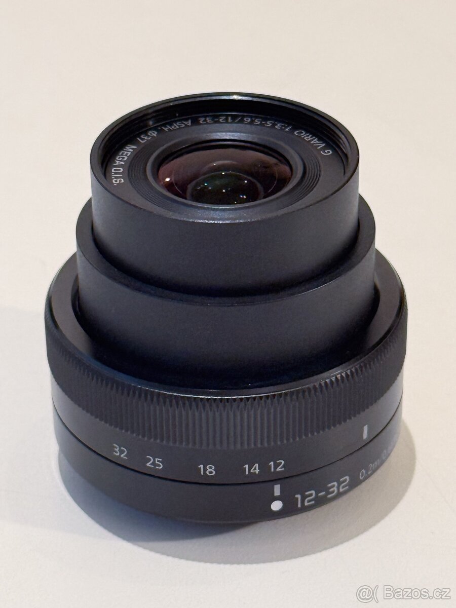 Panasonic 12-32mm f 3.5-5.6 - 4
