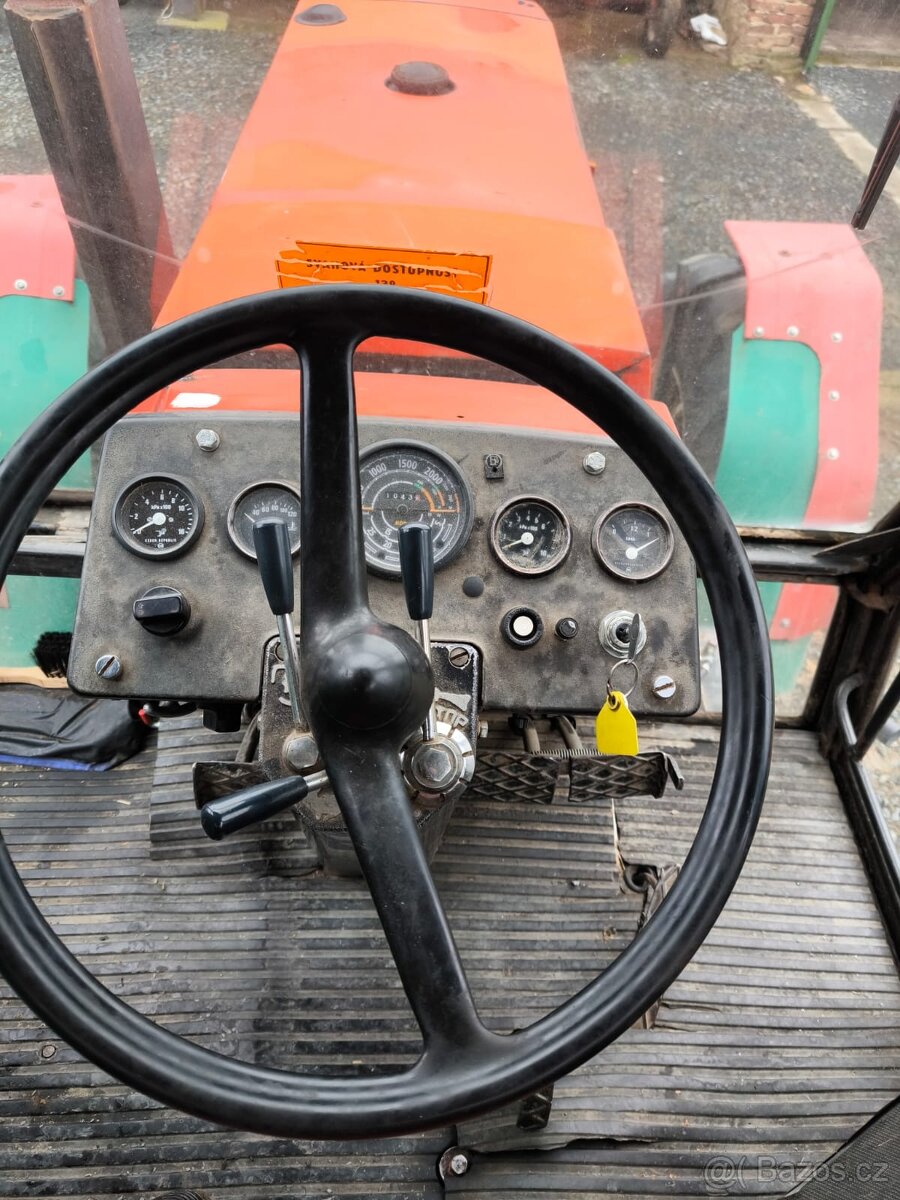 Traktor Zetor 121 45 - 4