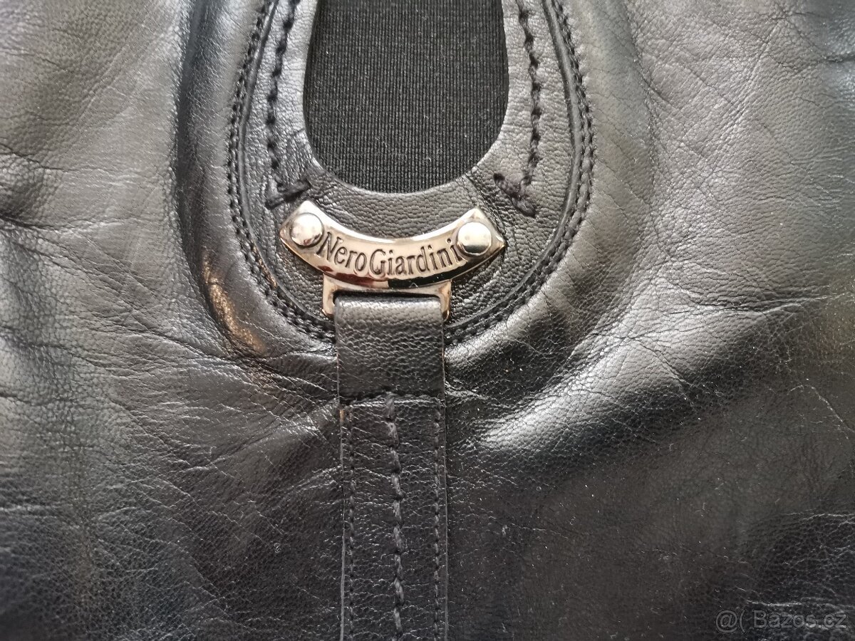 Černé kožené kozačky Nero Giardini vel. 37 - 4