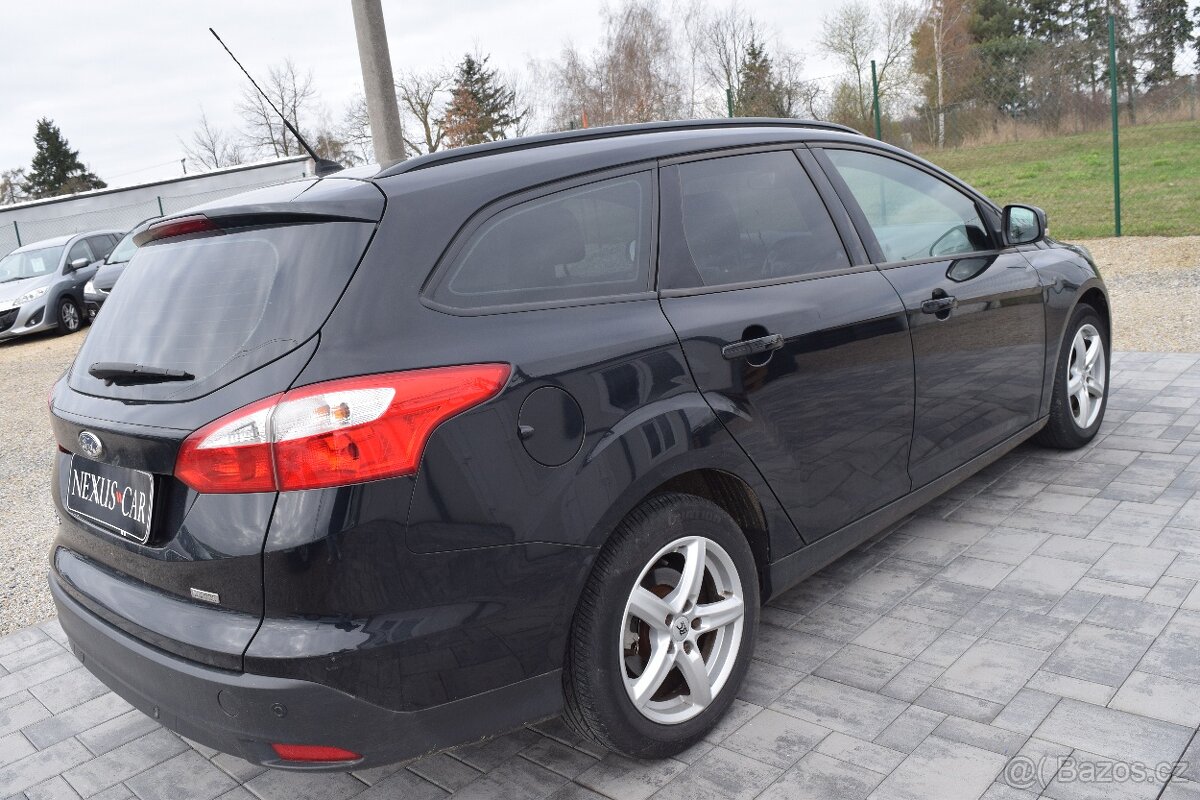 Ford Focus 1.0 i 92KW PO ROZVODECH PO STK - 4