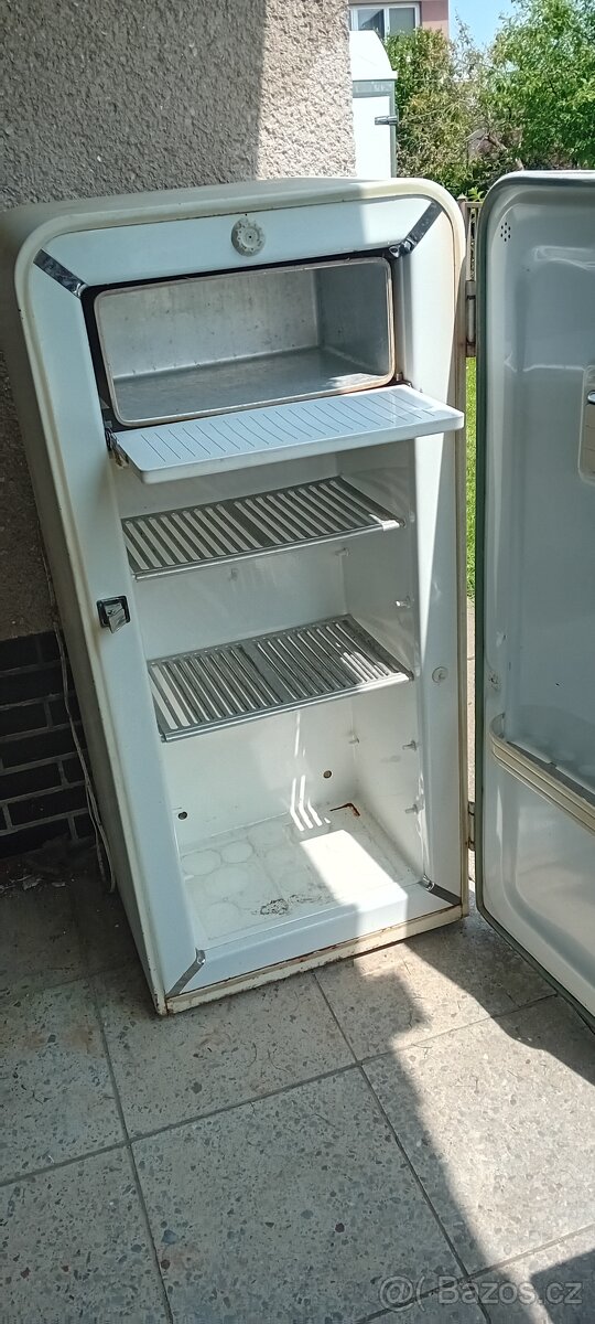 retro lednice - 4