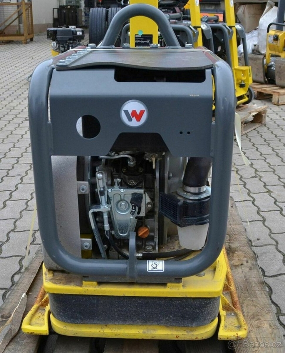 Vibrační deska Wacker Neuson DPU 4045Ye v dobrém stavu - 4