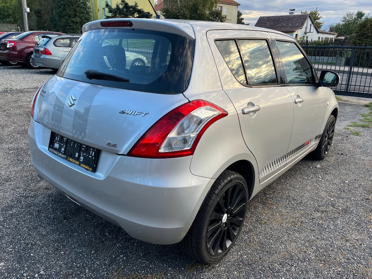 SWIFT +++ 4x4 +++AKCE PROSINEC=SLEVA+++ - 4