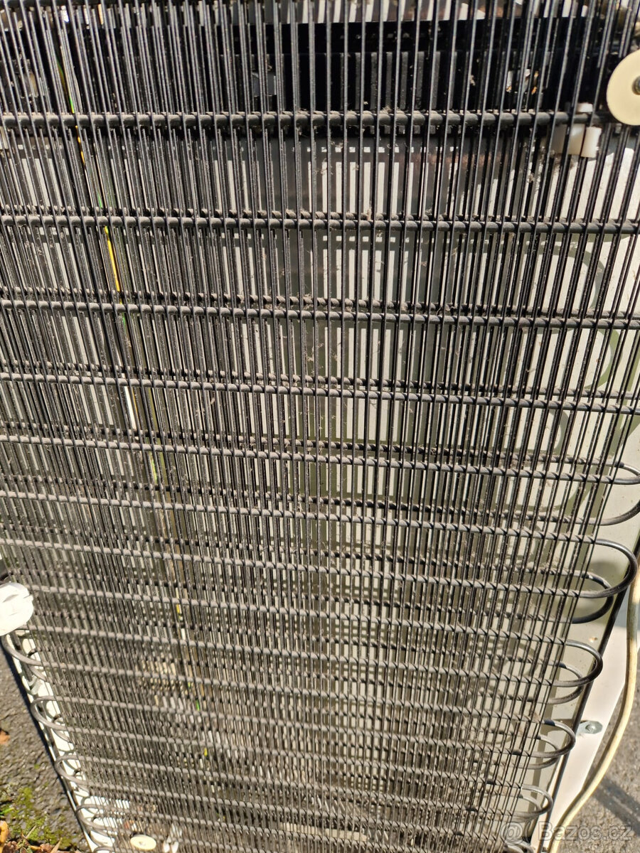 Prosklena lednice - chladici vitrina - 4