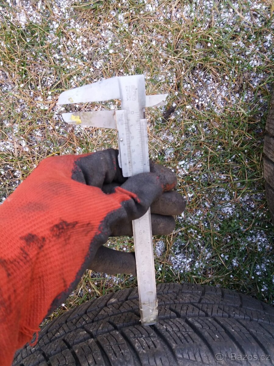 Zimní pneumatiky 185/60 r14 - 4