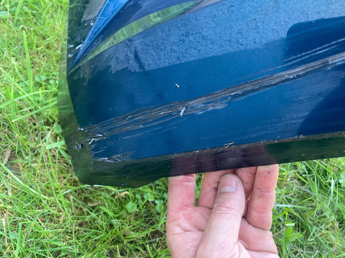 Přední část Škoda Superb 3 - 4