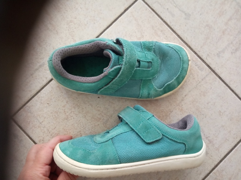 Chlapecká a dívčí obuv-vel. 32 - 4