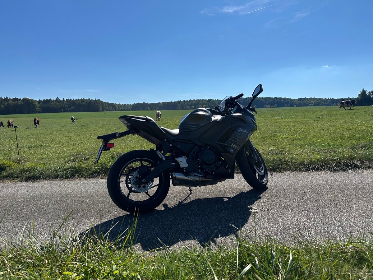 Kawasaki ninja 650 - 4