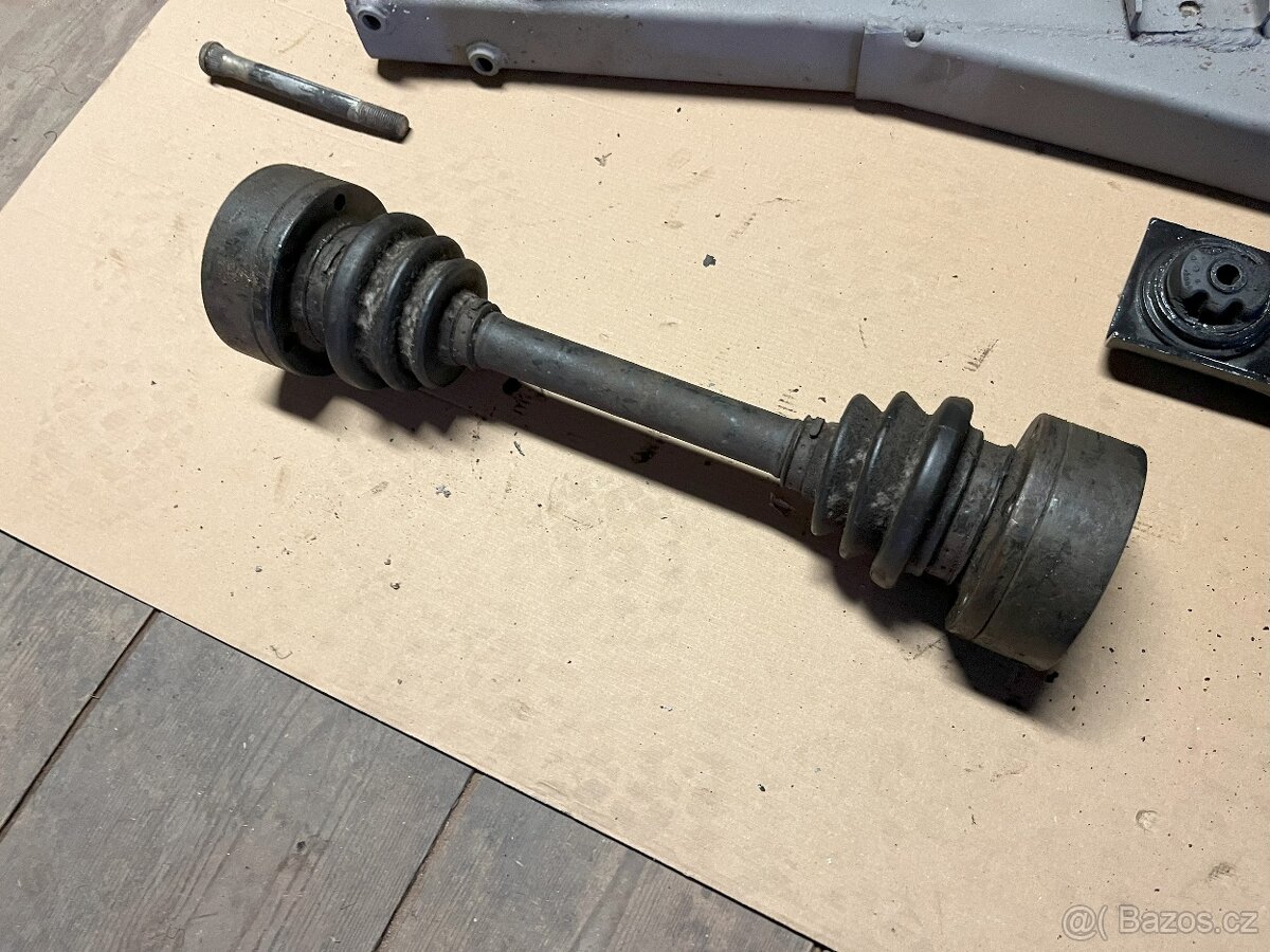 Zadní náprava BMW E10 2002 - 4