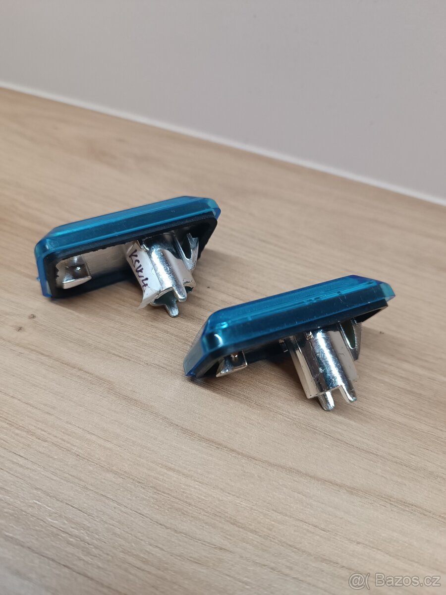 Modré boční blikače Golf MK2 - 4