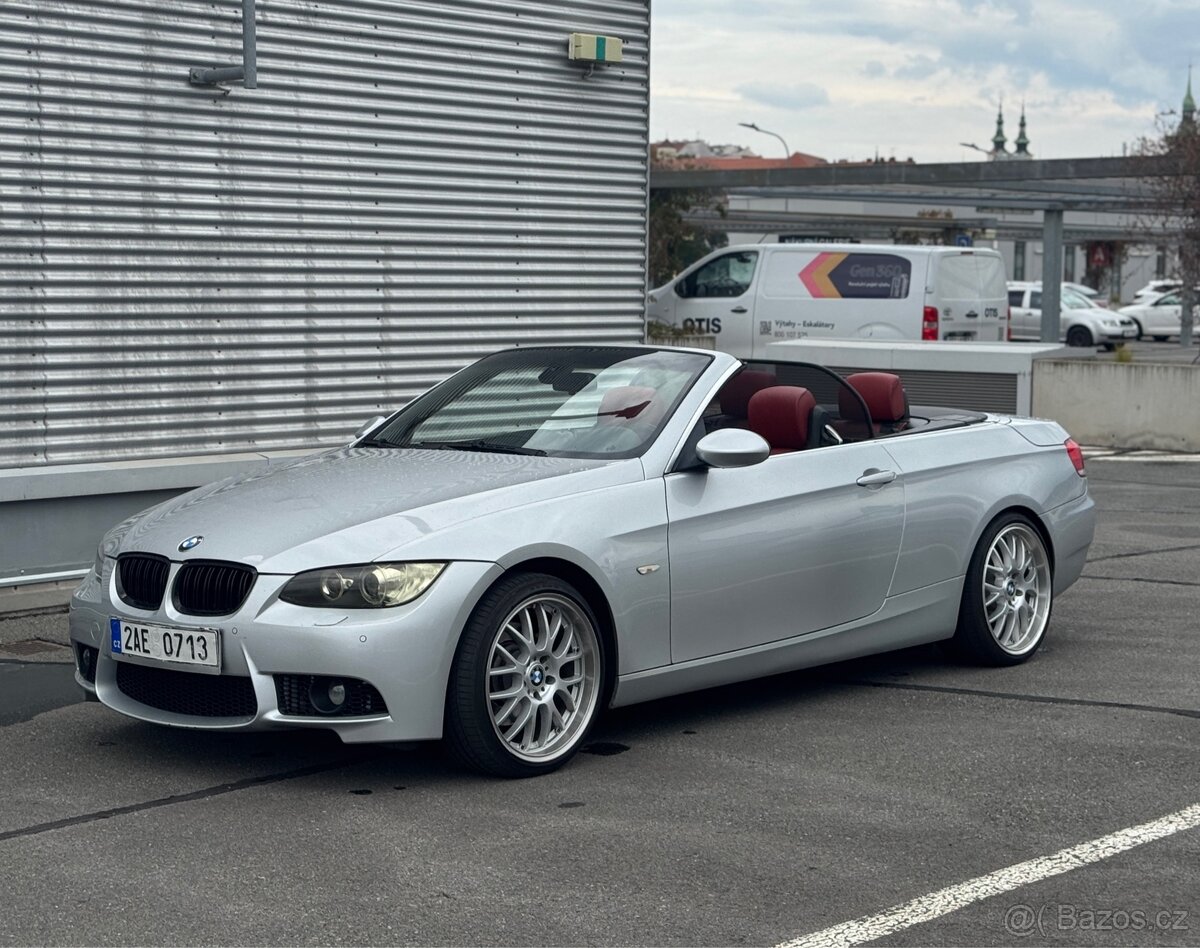 BMW E93 325i - 4