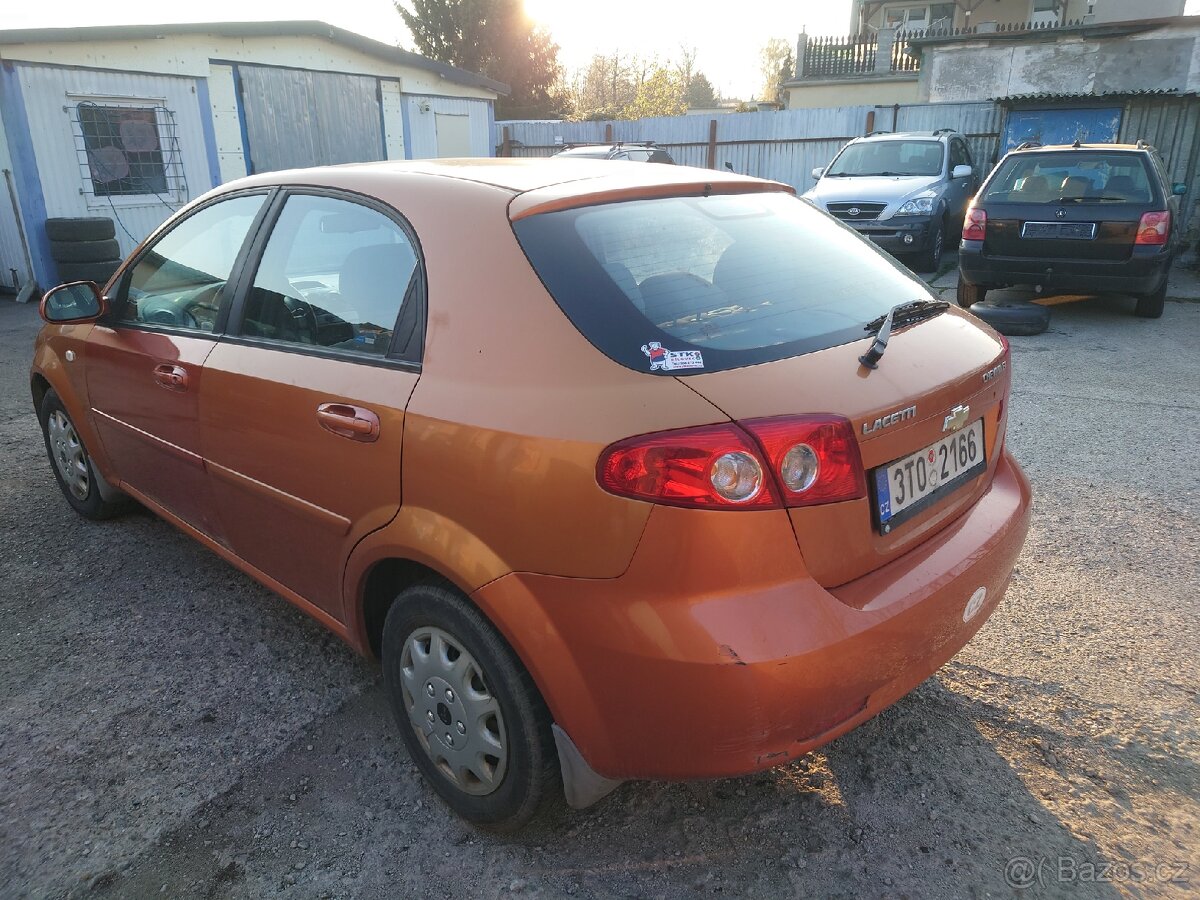 Chevrolet lacetti - 4