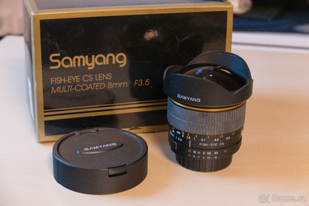 DSLR Nikon D3000 - kit - 4