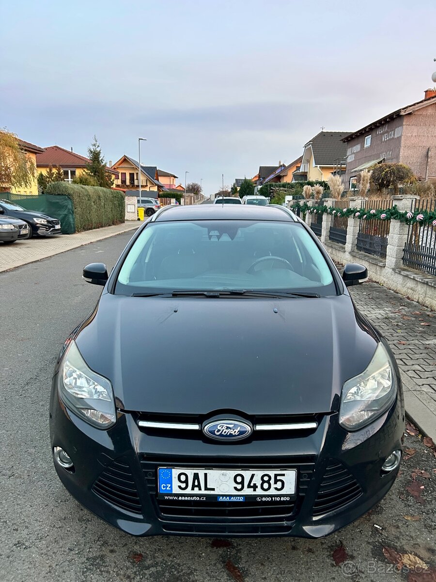 FORD FOCUS COMBI 1.6 EcoBoost 110KW MAX VÝBAVA - 4