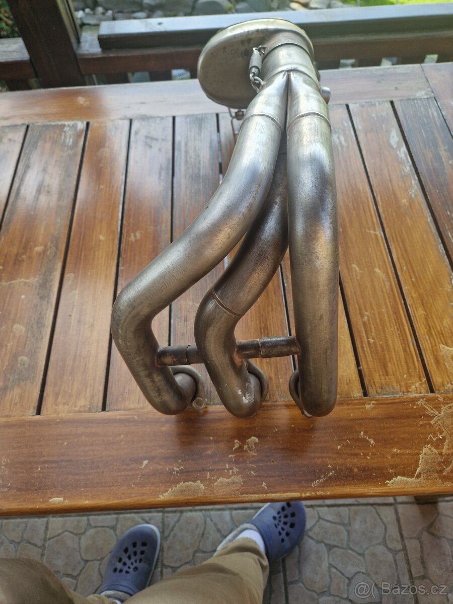 Yamaha MT 09 Akrapovič - 4