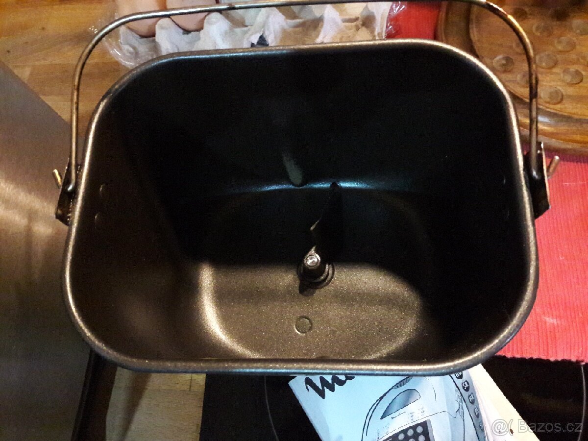 Pekárna Moulinex zánovní v top stavu - 4