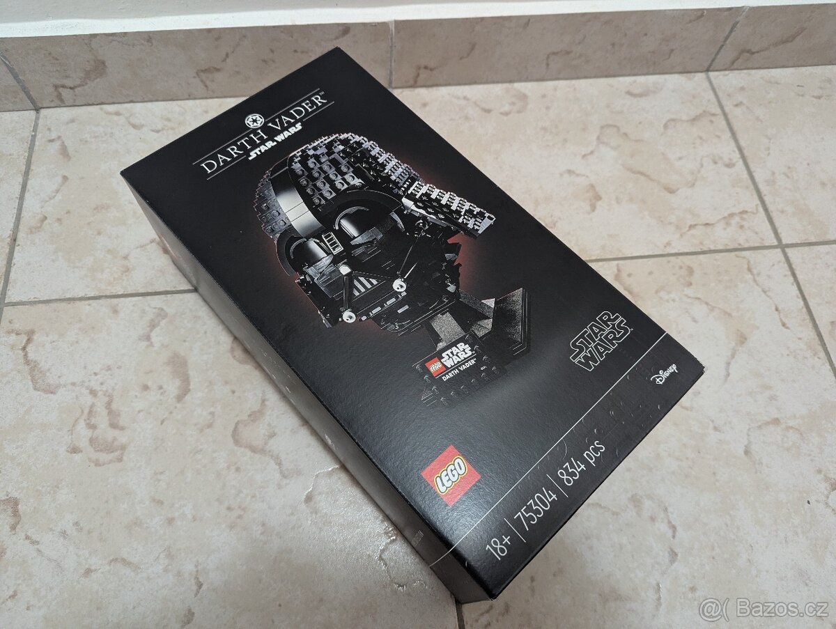 LEGO Star Wars 75304 - Přilba Dartha Vadera - 4