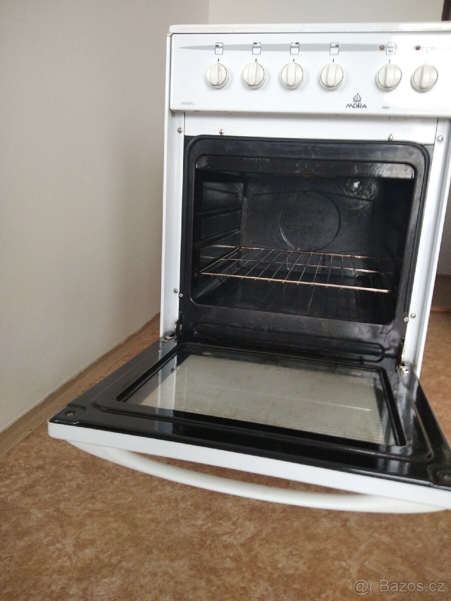 elektrický sporák MORA - 4