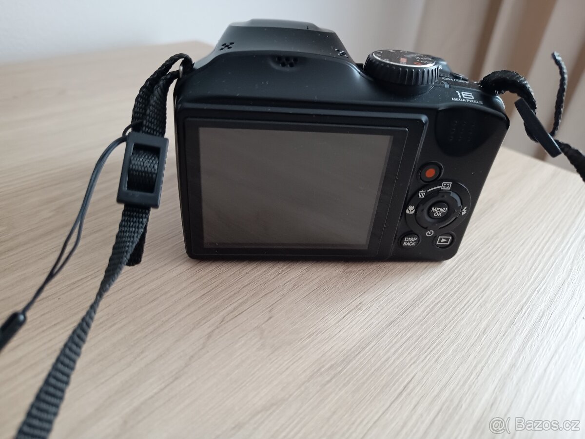 Fujifilm S4800 - 4