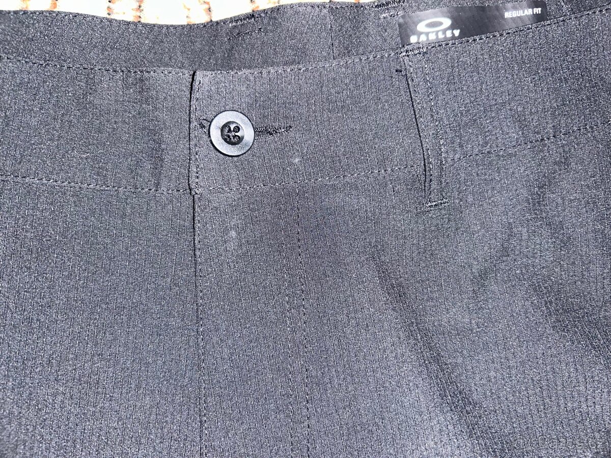 Oakley kratasy vel. 36 - 4