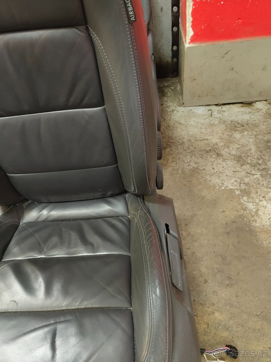 Kožený interiér Touran (03-10) - 4