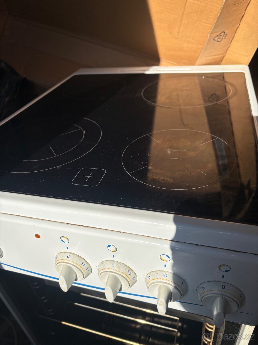 Elektrický sporák Mora prodej - 4