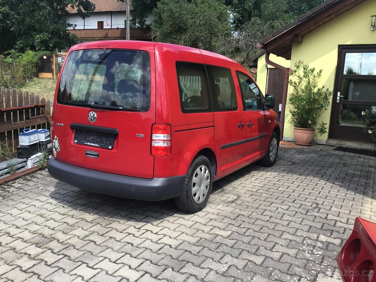 Prodam VW Caddy 1,2 Tsi 77Kw Rv.2015 - 4