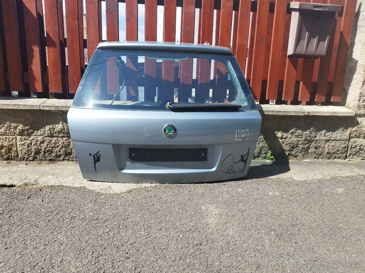 Fabia 1 zadní dveře, kufr - 4