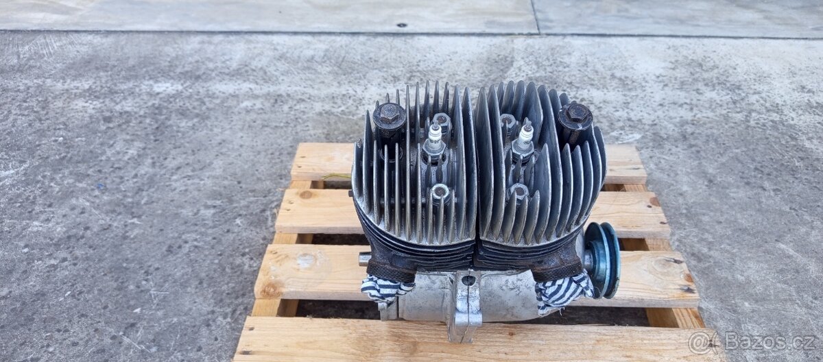 Velorex 350 motor- mechanika - 4