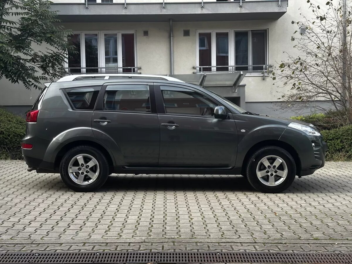 Peugeot 4007 2.2 HDi 4x4 SUV 7 míst Kůže Navi Tažné 2 tuny - 4