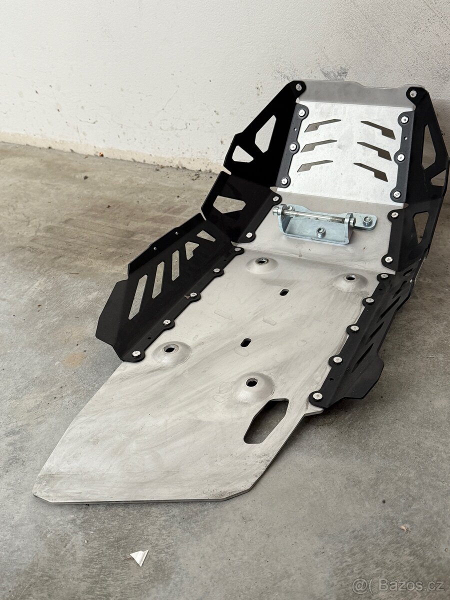 SW Motech kryt motoru BMW GS / Husqvarna Nuda - 4