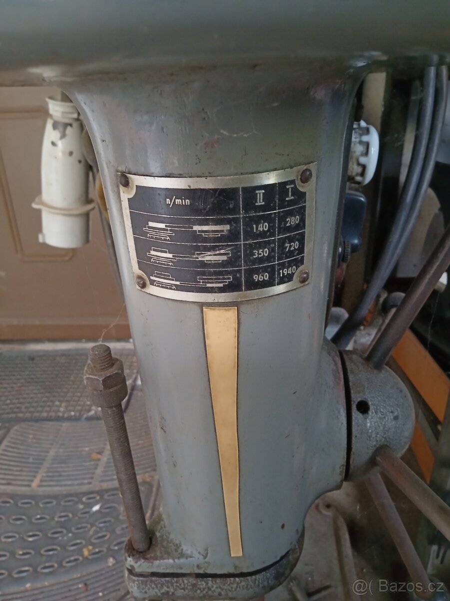 Stolní vrtačka V20A - 4