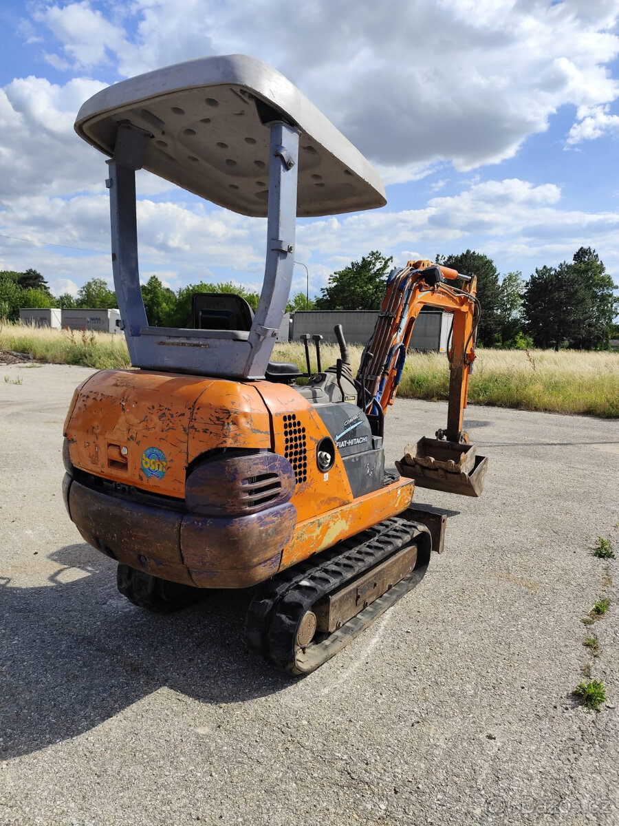 Minibagr Hitachi FH15. 2x lyžica - 4