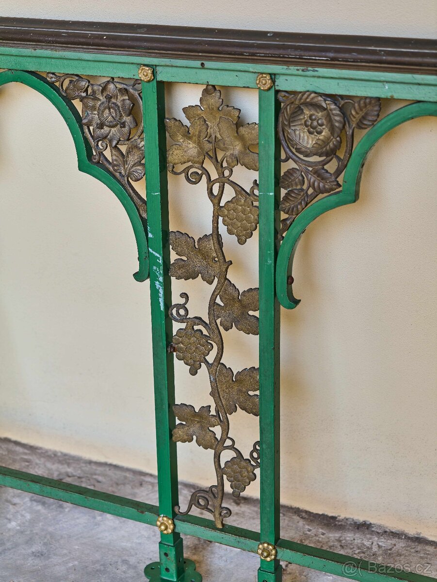 Těžké bronzové zábradlí s motivem vinné révy - 308 cm - 4