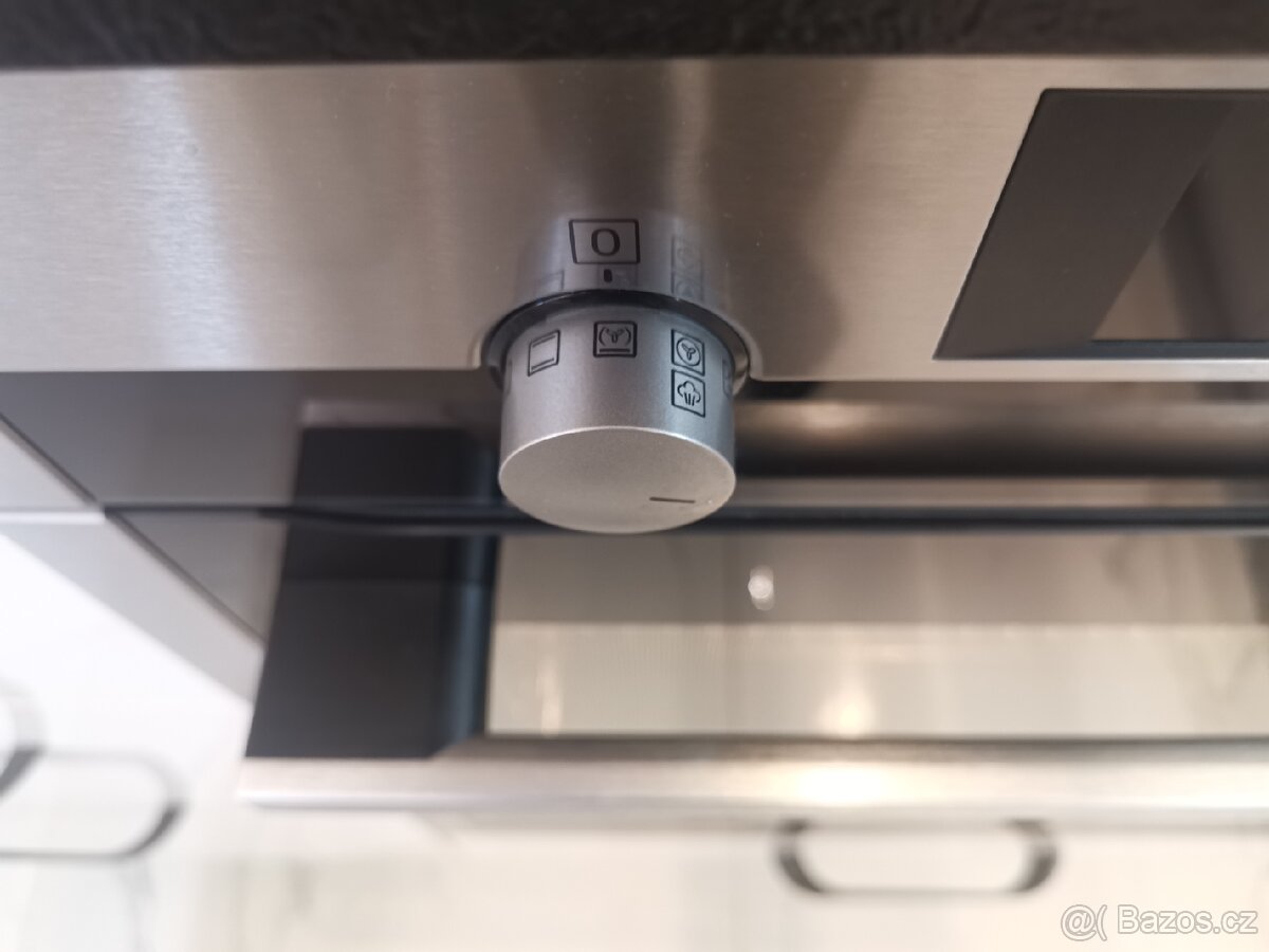 Vestavná trouba AEG Bce455350m - 4