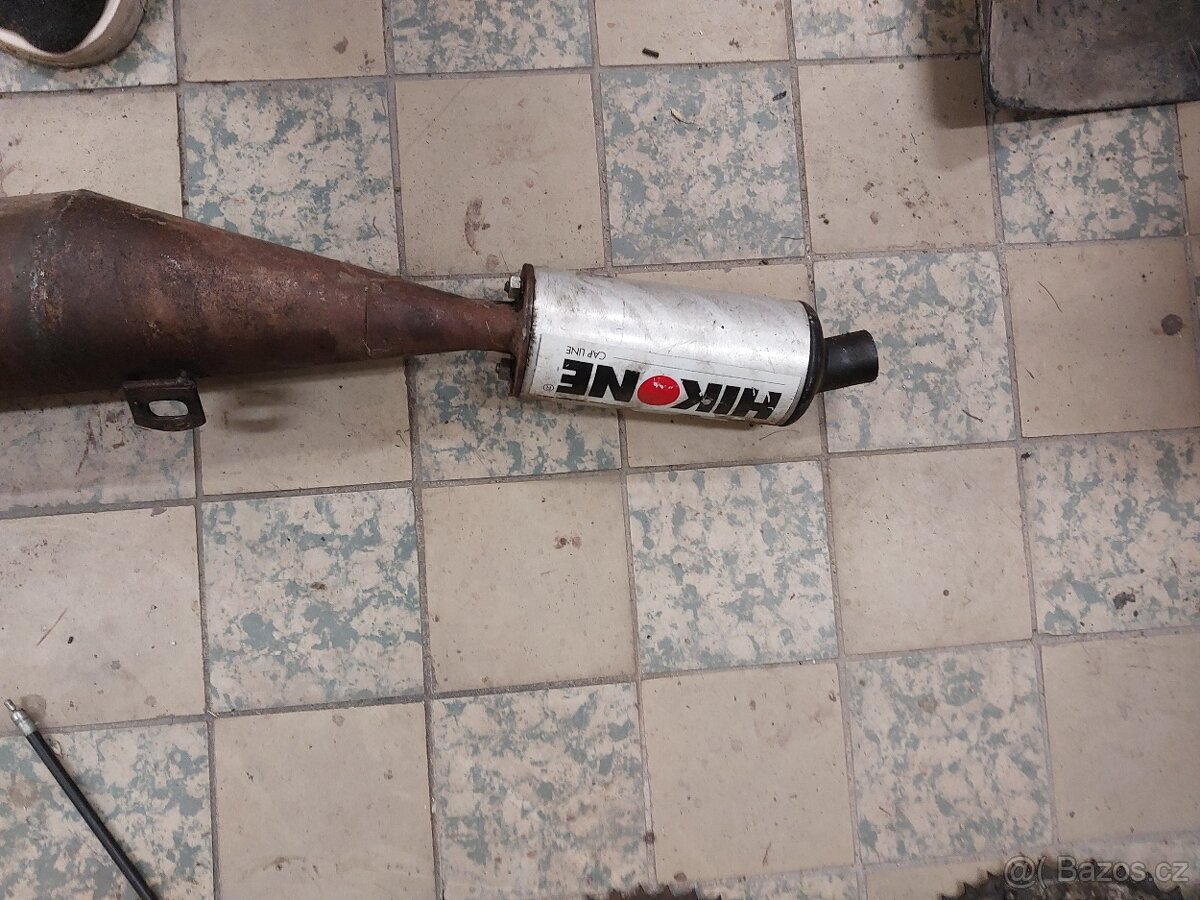 výfuk na pionyra - 4