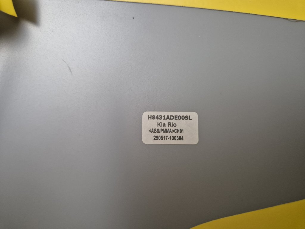 kryty vnějších zrcátek stříbrné Kia Rio (YB) H8431ADE00SL - 4