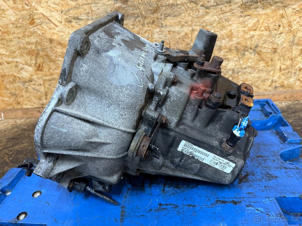 MANUÁLNÍ PŘEVODOVKA CHRYSLER PT CRUISER 2.0 104KW 4668776AD - 4