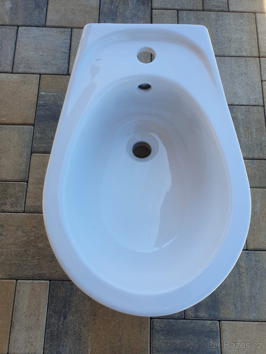 Bidet JIKA včetně baterie - 4