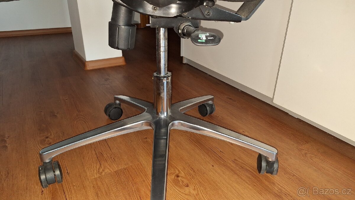 Kancelářská židle - 4