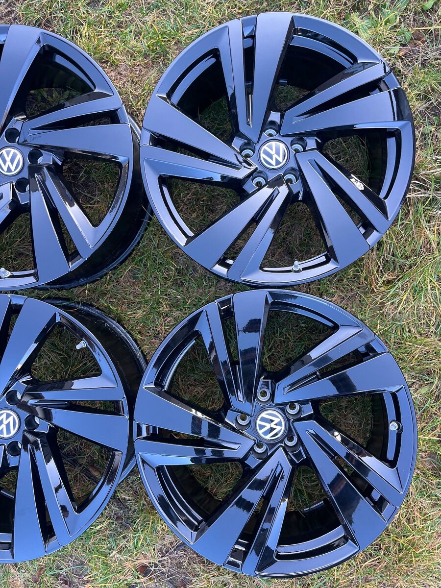 VW Touareg 3 alu R20 ET33 model NEVADA - 4