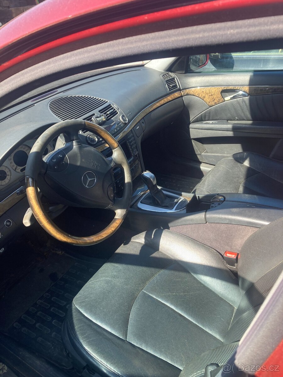 MERCEDES W211 KOMBI,SEDAN DÍLY - 4