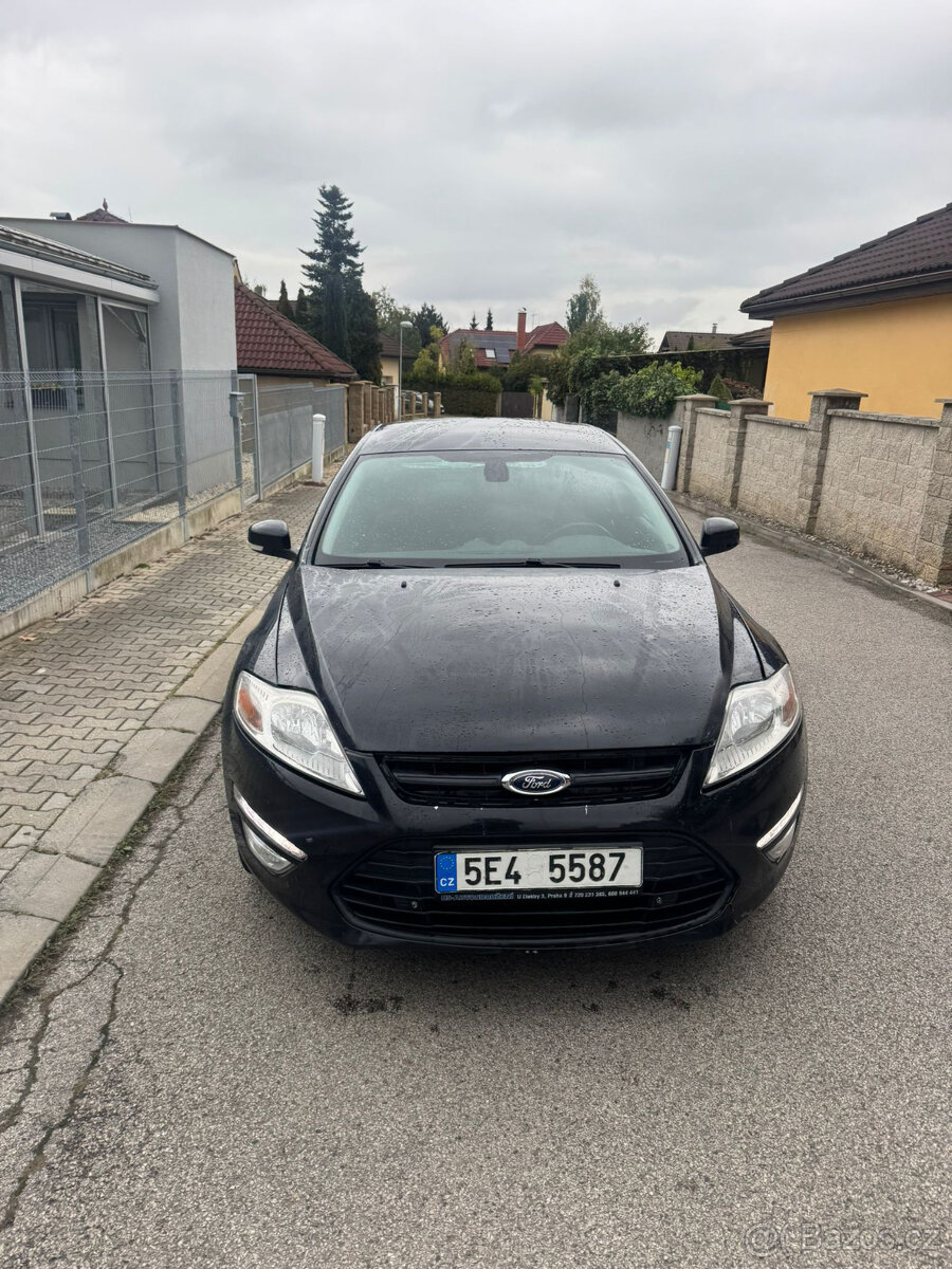 Ford Mondeo 1.6i - 4