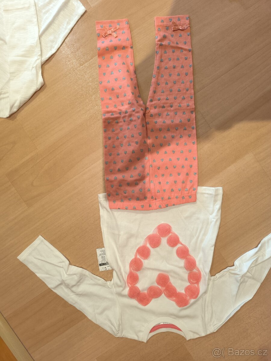 Set dívčího oblečení 98/104 - 4