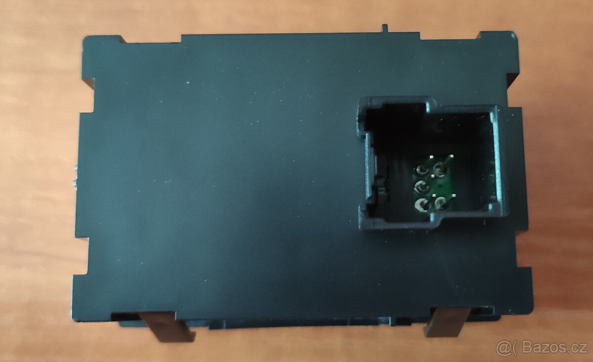 Tlačítka vyhřívání sedaček FORD - 4