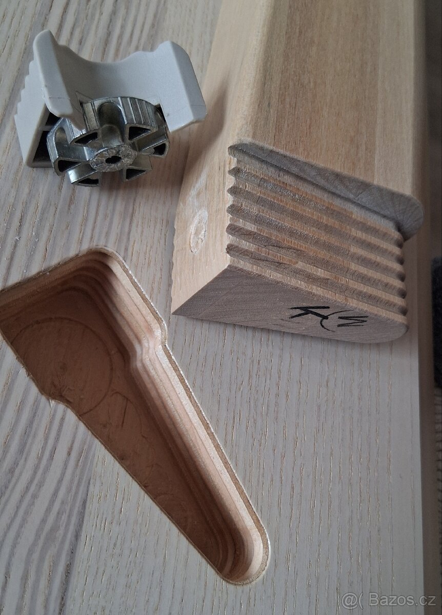 Jidelní stůl LISABO - 4