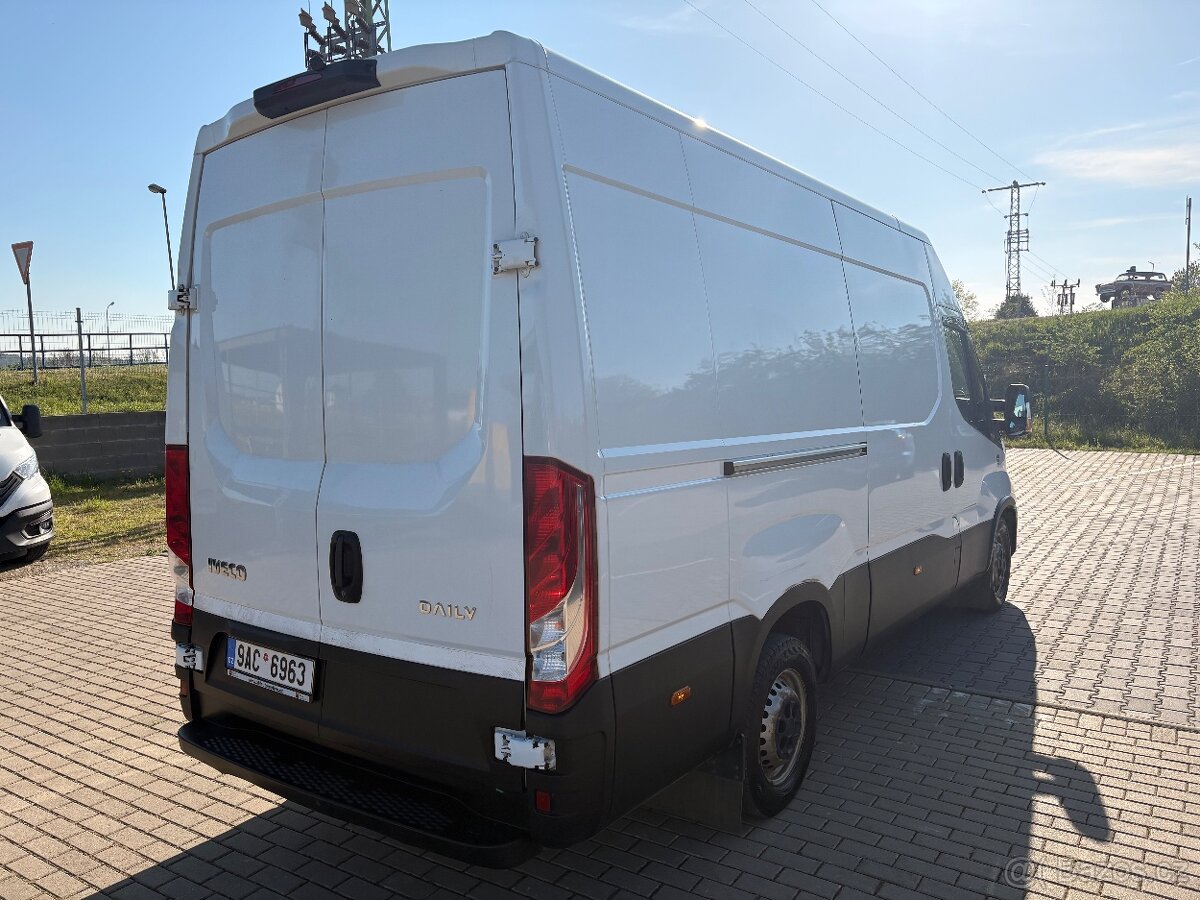 Prodám Iveco Daily 2022 - 4