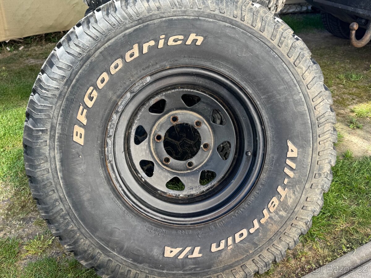 33x12,5x15 BF Goodrich 6x139,7 - 4
