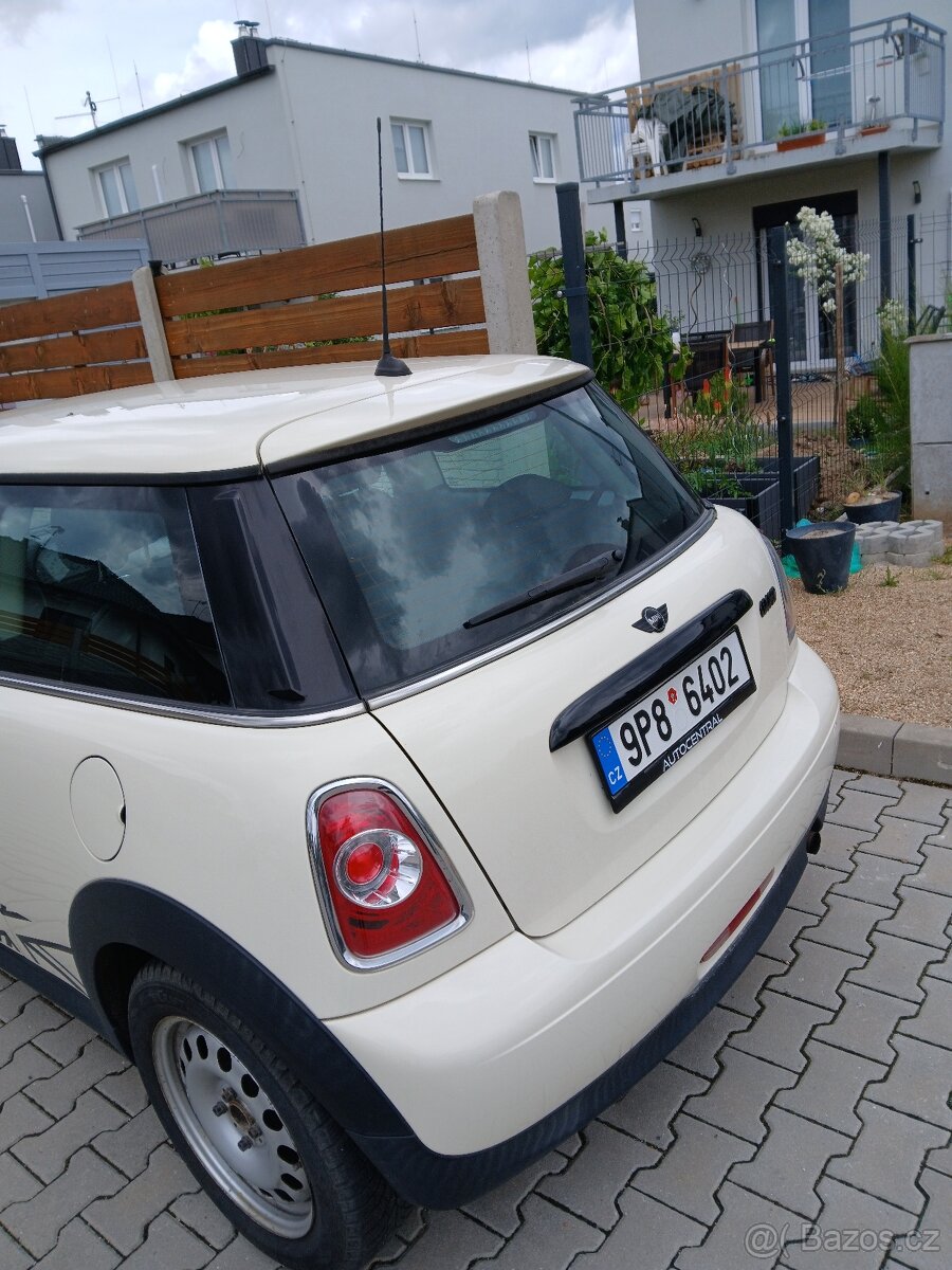 Prodám MINI cooper - 4