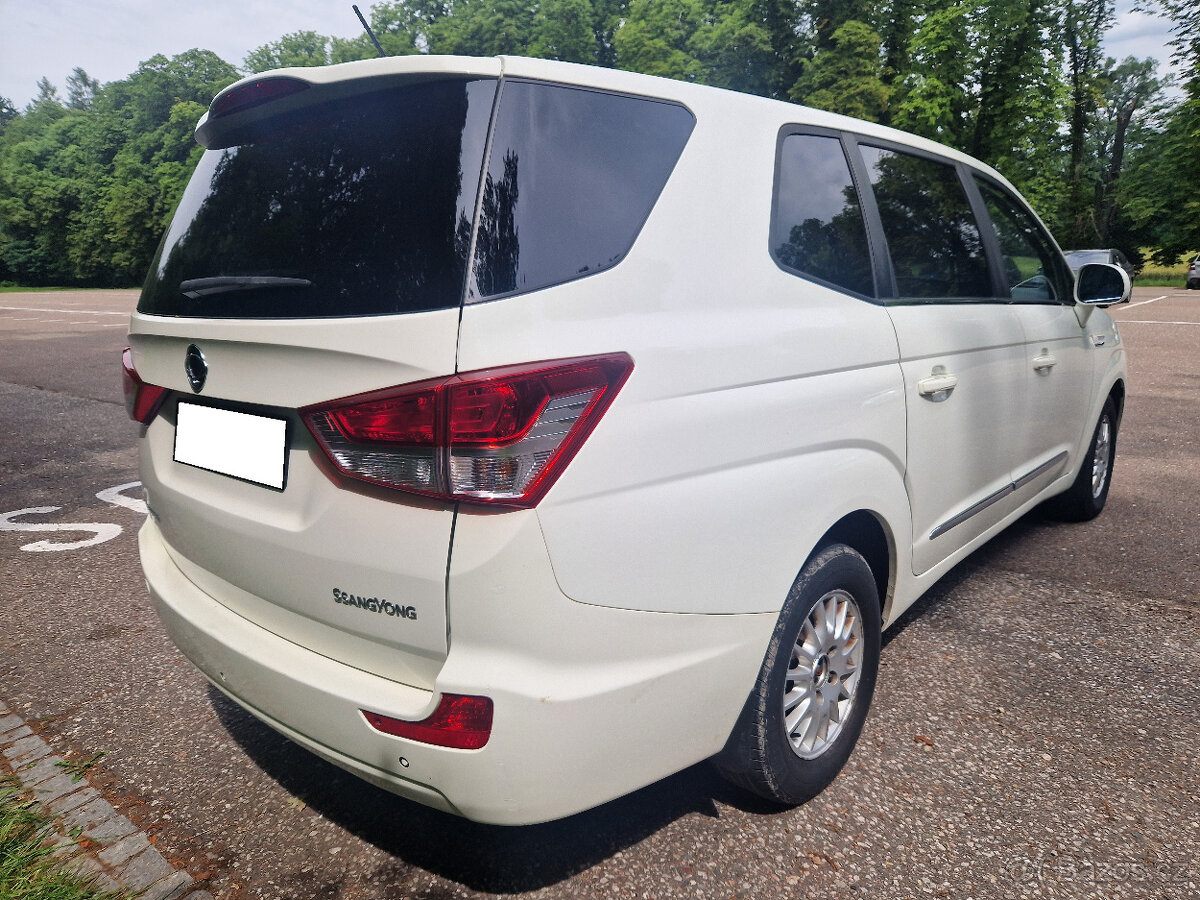 SsangYong Rodius 2.2 XDi - 7.míst 2017 - 4